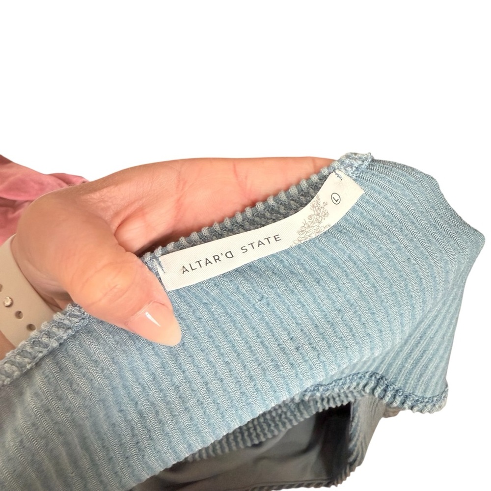 NWOT Altar’d State Blue Puff Sleeve Top - Picture 2 of 5